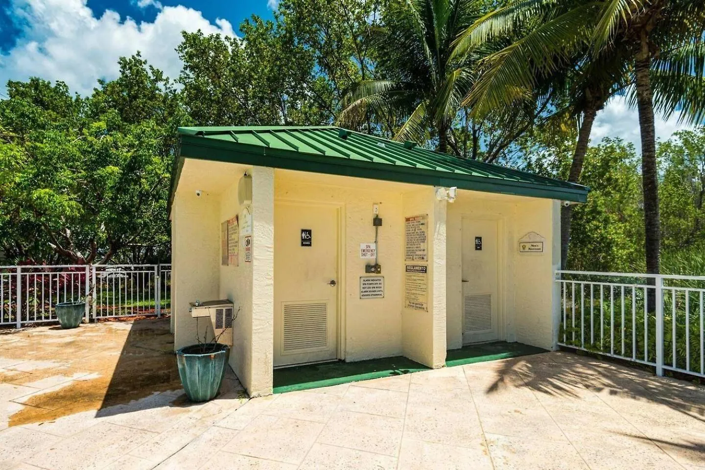 Cat Island Suite - Sunrise Suites Key West Appartement